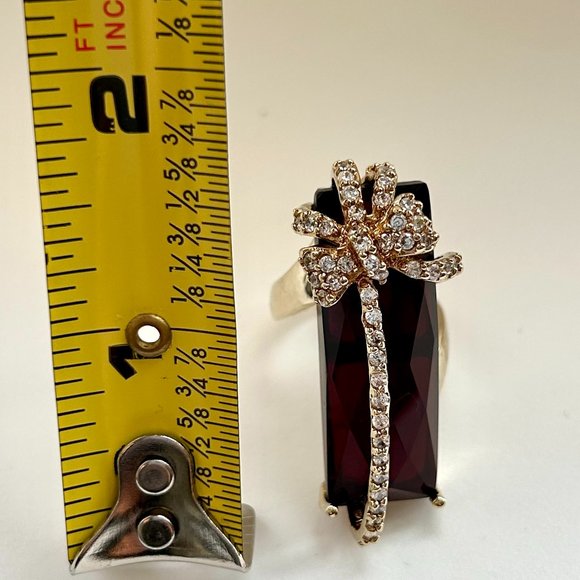 Andara Design 18K GOLD PLATED SIAM RED CRYSTAL & CZ BOW RING - Picture 13 of 15